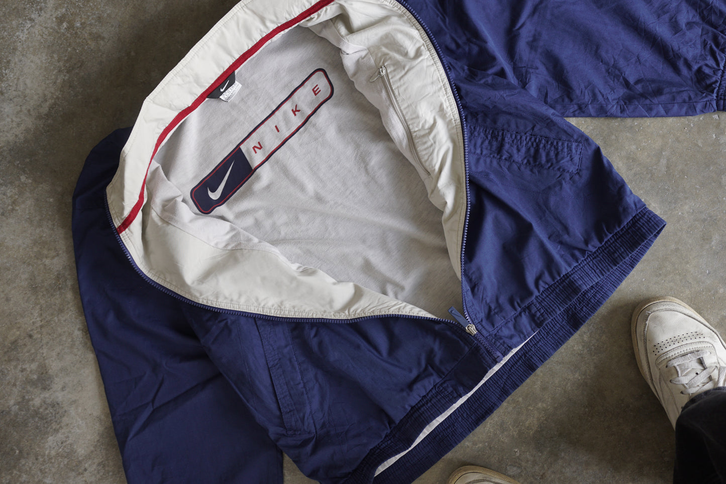 Vintage Nike Lightweight Jacket - M