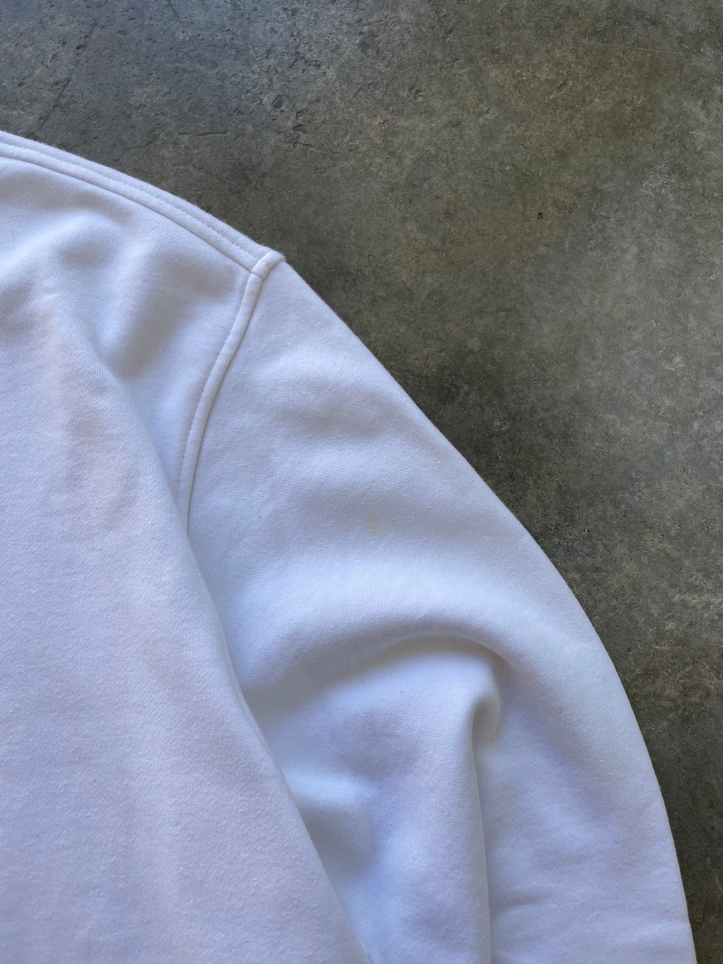Lacoste Classic White Crewneck - XL