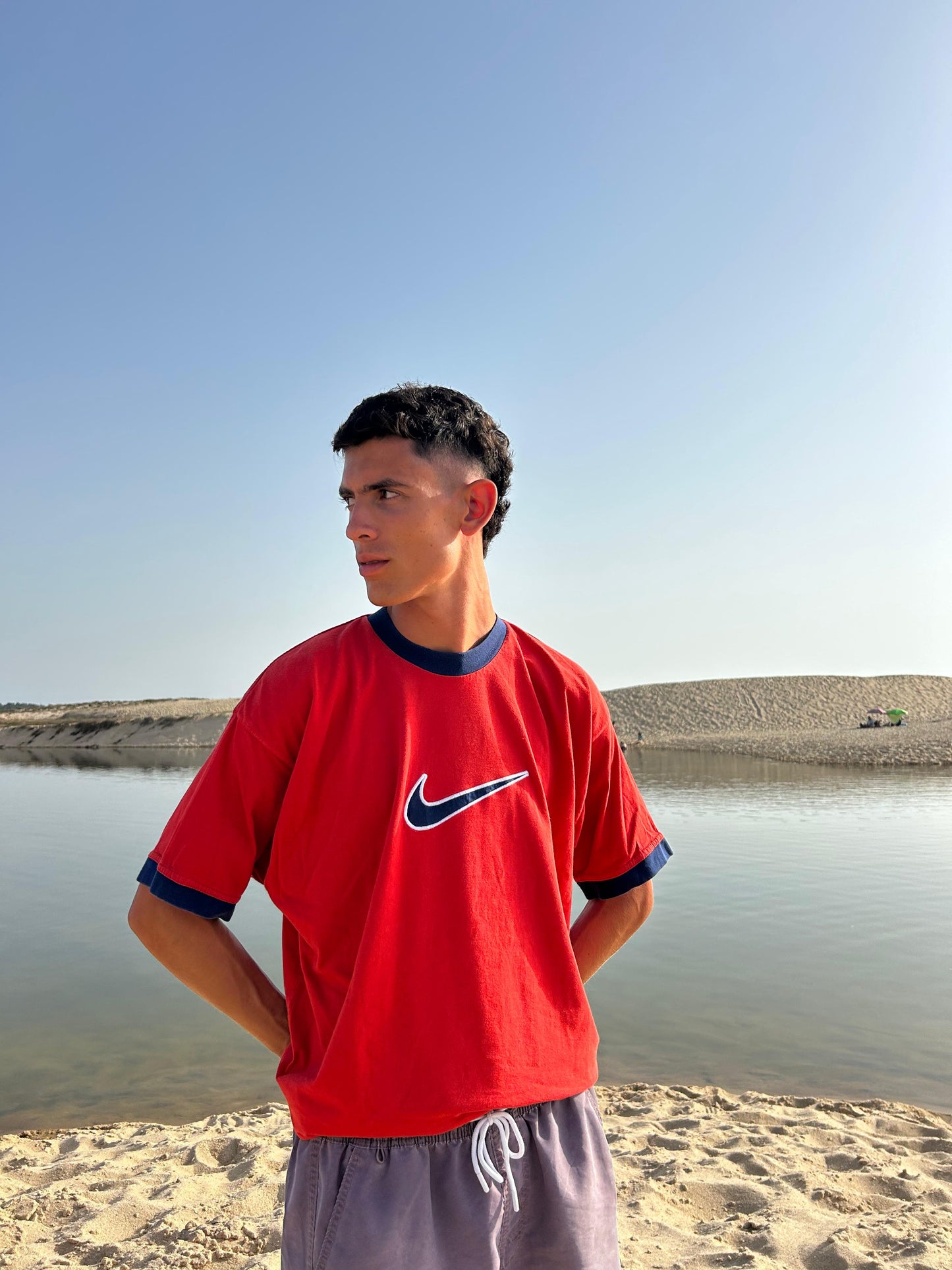 Nike Vintage Red & Dark Blue T-shirt - XL