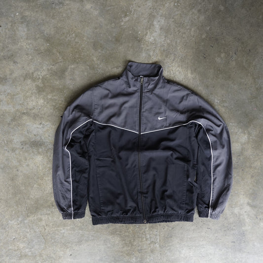 Vintage Nike LightWeight Jacket - M