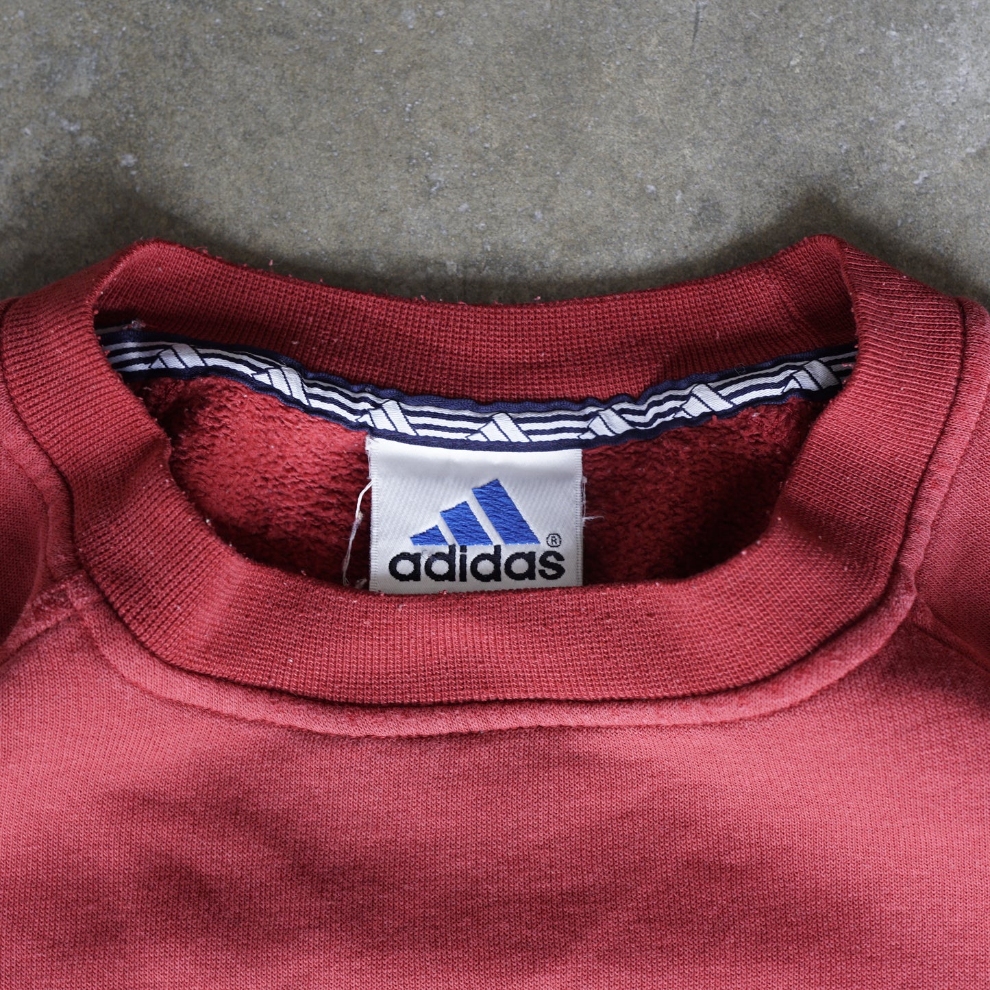 Vintage Red Small Logo Adidas Crewneck - XL