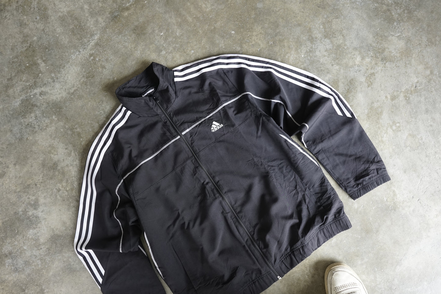 Vintage Adidas Lightweight Jacket - M