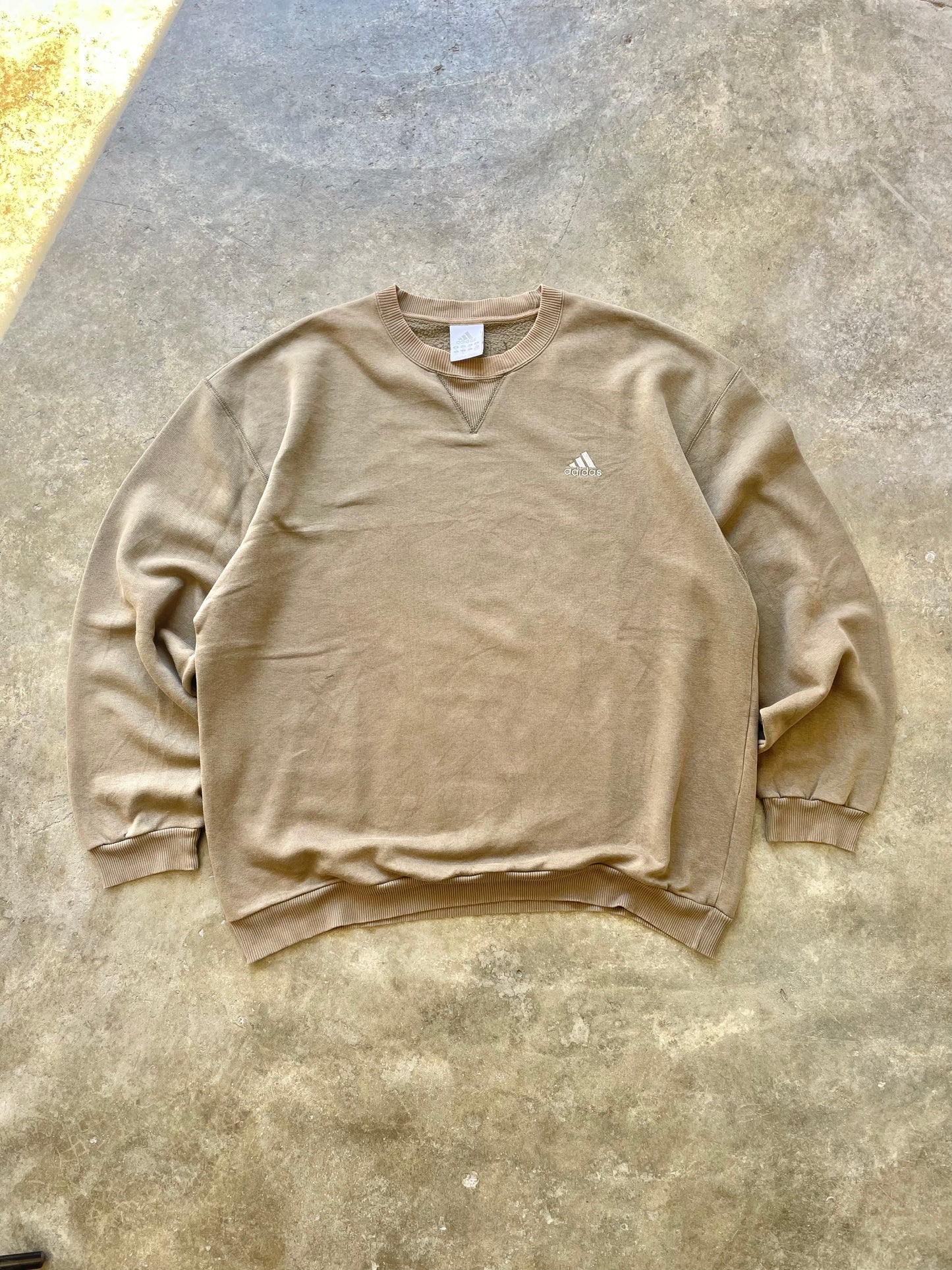 Vintage Adidas Small Logo Crewneck - L